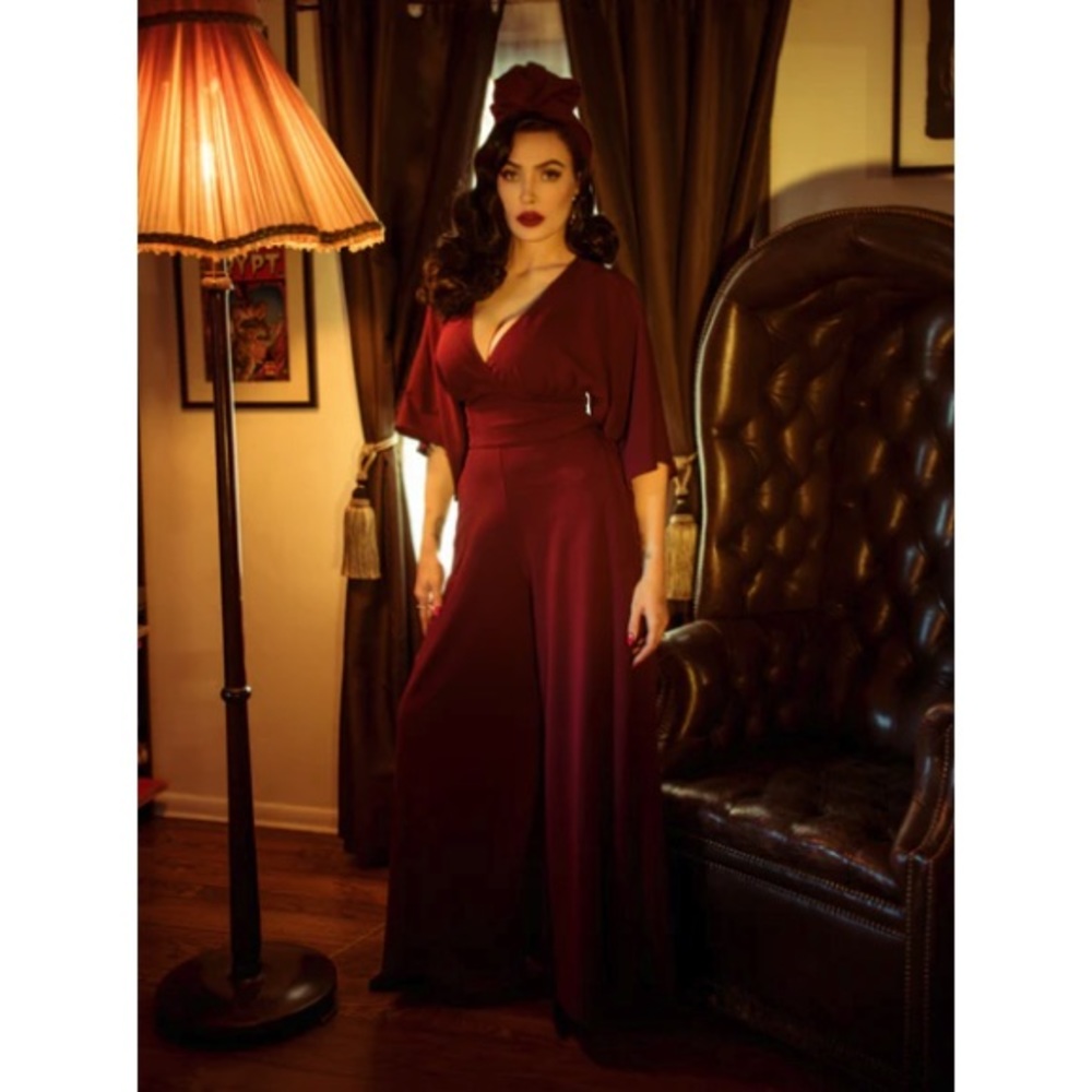 Black Widow Palazzo Pants in Oxblood - La Femme En Noir